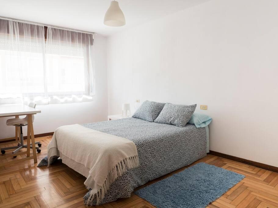 Piso Luminoso En El Centro De Vigo Para 8 Personas Extérieur photo